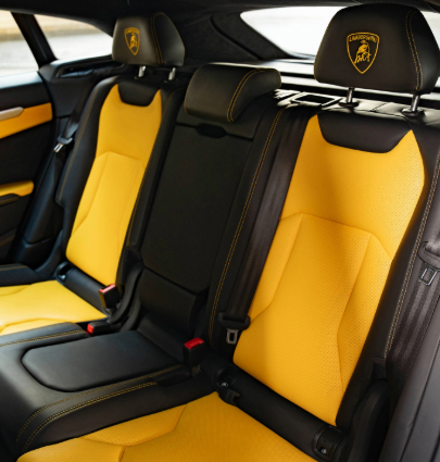 Lamborghini Urus Black