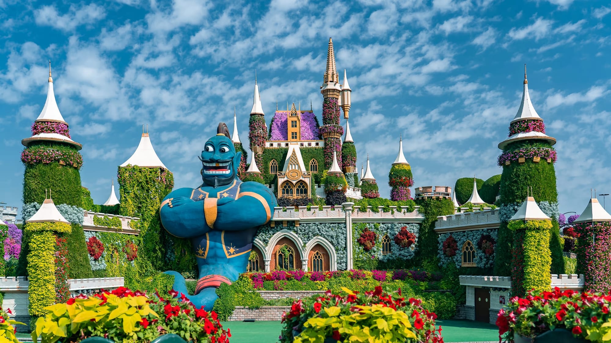 Dubai Miracle Garden: A Blossoming Oasis of Color and Creativity