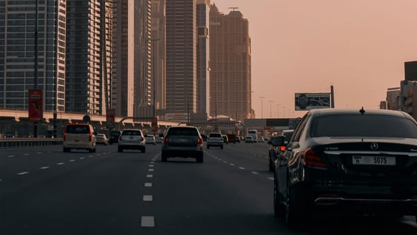 Why Renting a Car in Dubai is Better and Cheaper