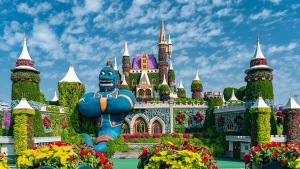 Dubai Miracle Garden: A Blossoming Oasis of Color and Creativity